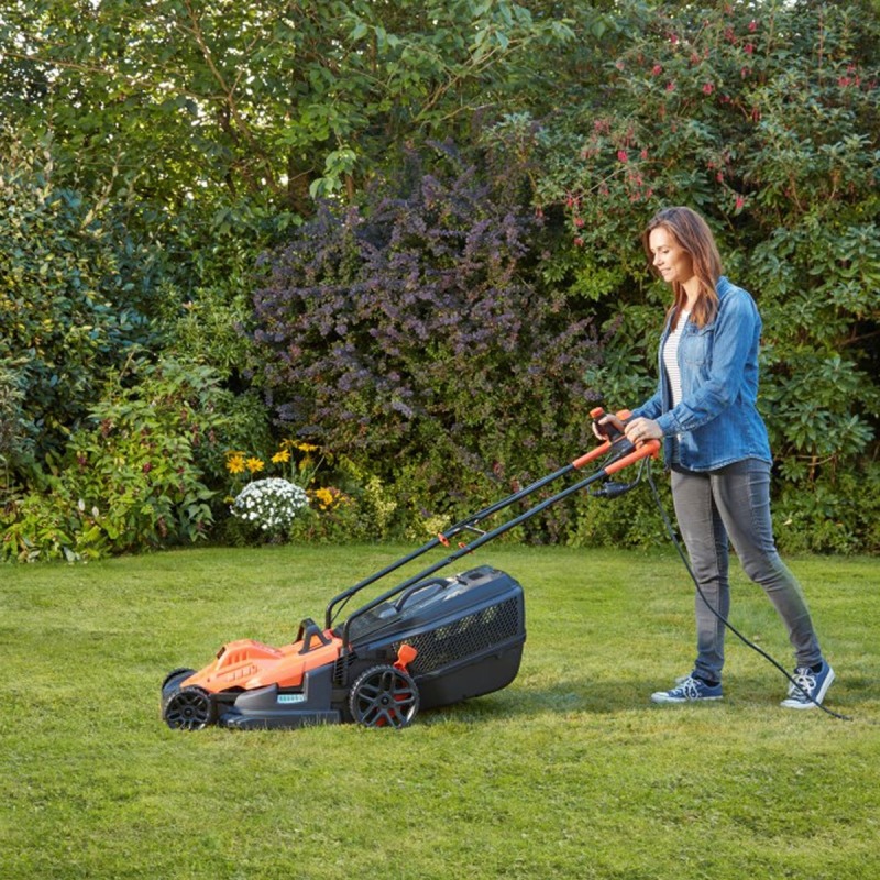 Masina electrica de tuns gazon Black+Decker 1600 W 38 cm - BEMW471BH - imagine 2
