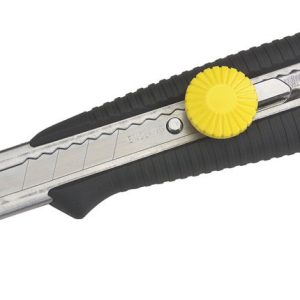 Stanley 0-10-418 Cutter dynagrip lame segmentate 18mm
