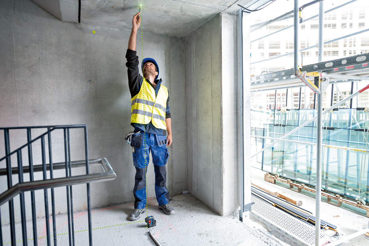 Bosch GPL 3 G Nivela cu 3 puncte cu laser verde, 30 m - imagine 2