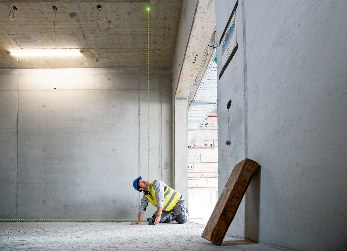 Bosch GPL 3 G Nivela cu 3 puncte cu laser verde, 30 m - imagine 3