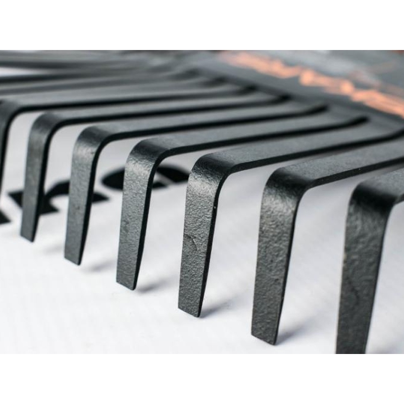 Grebla pentru frunze Fiskars, tip Solid™ - M - imagine 3