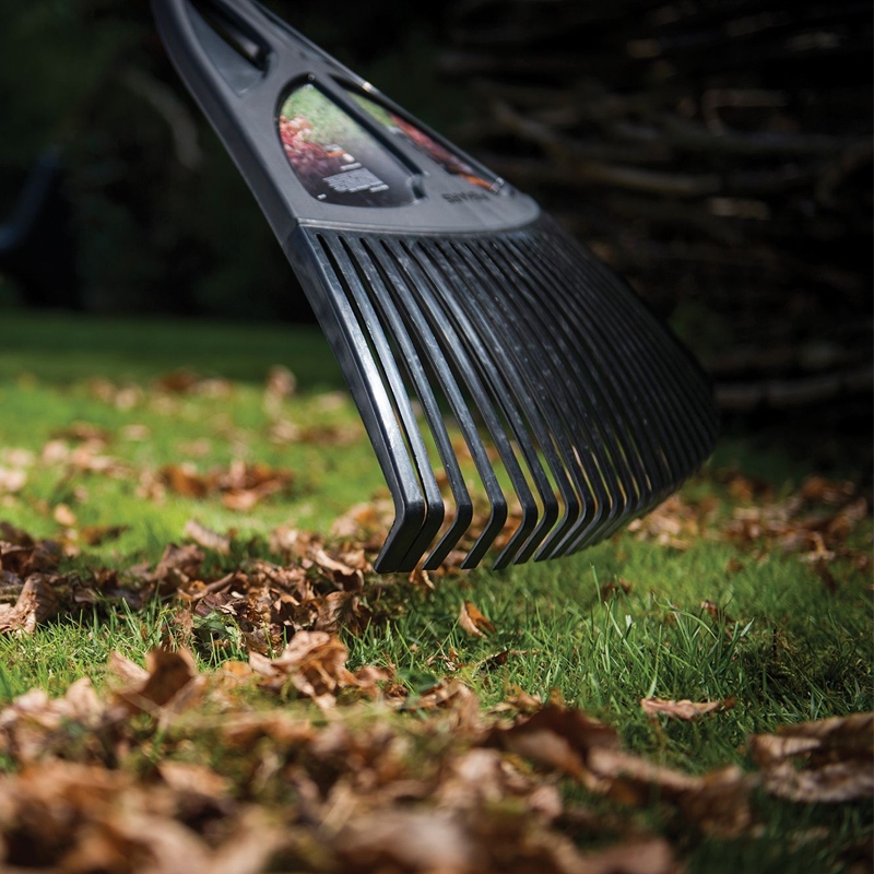 Grebla pentru frunze Fiskars tip Solid™ - XL - imagine 4