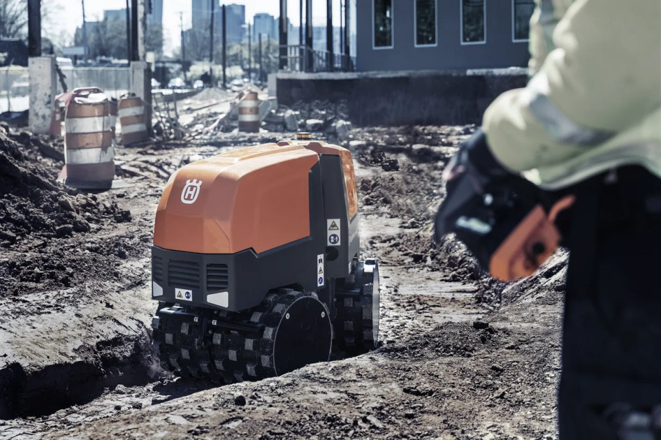Cilindru compactor articulat cu șenile Husqvarna LP 9505 Kubota 850mm, 72 N, 1680 kg - imagine 8